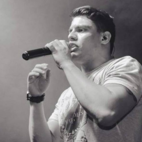 Sertanejo de 26 anos morre em acidente de moto em São Paulo