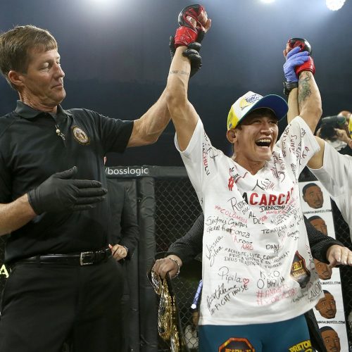 Lutadora de Serrinha vence a luta principal do Invicta FC 31