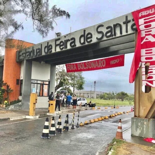Universidade na BA diz que reitoria foi invadida após manifestação de cunho político; suspeito de envolvimento nega